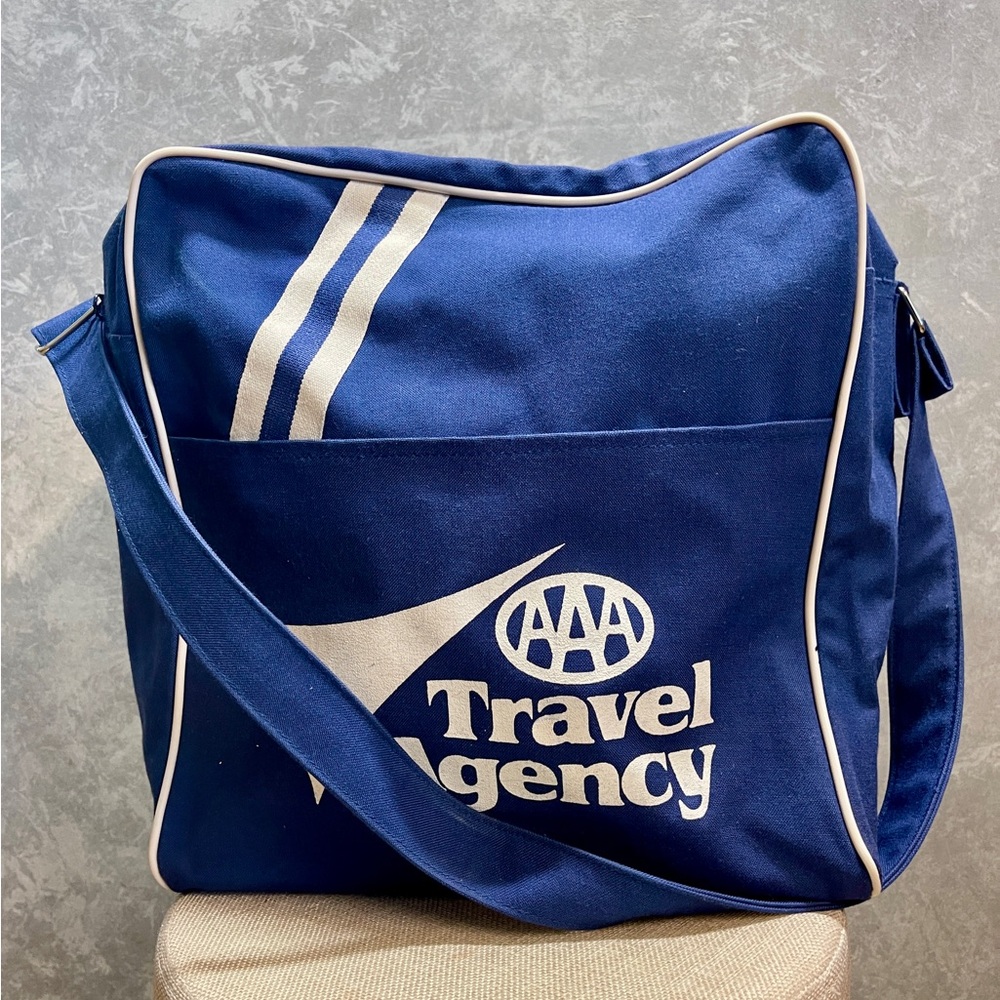 Blue and White Vintage Style Retro Travel Agency Bag AAA